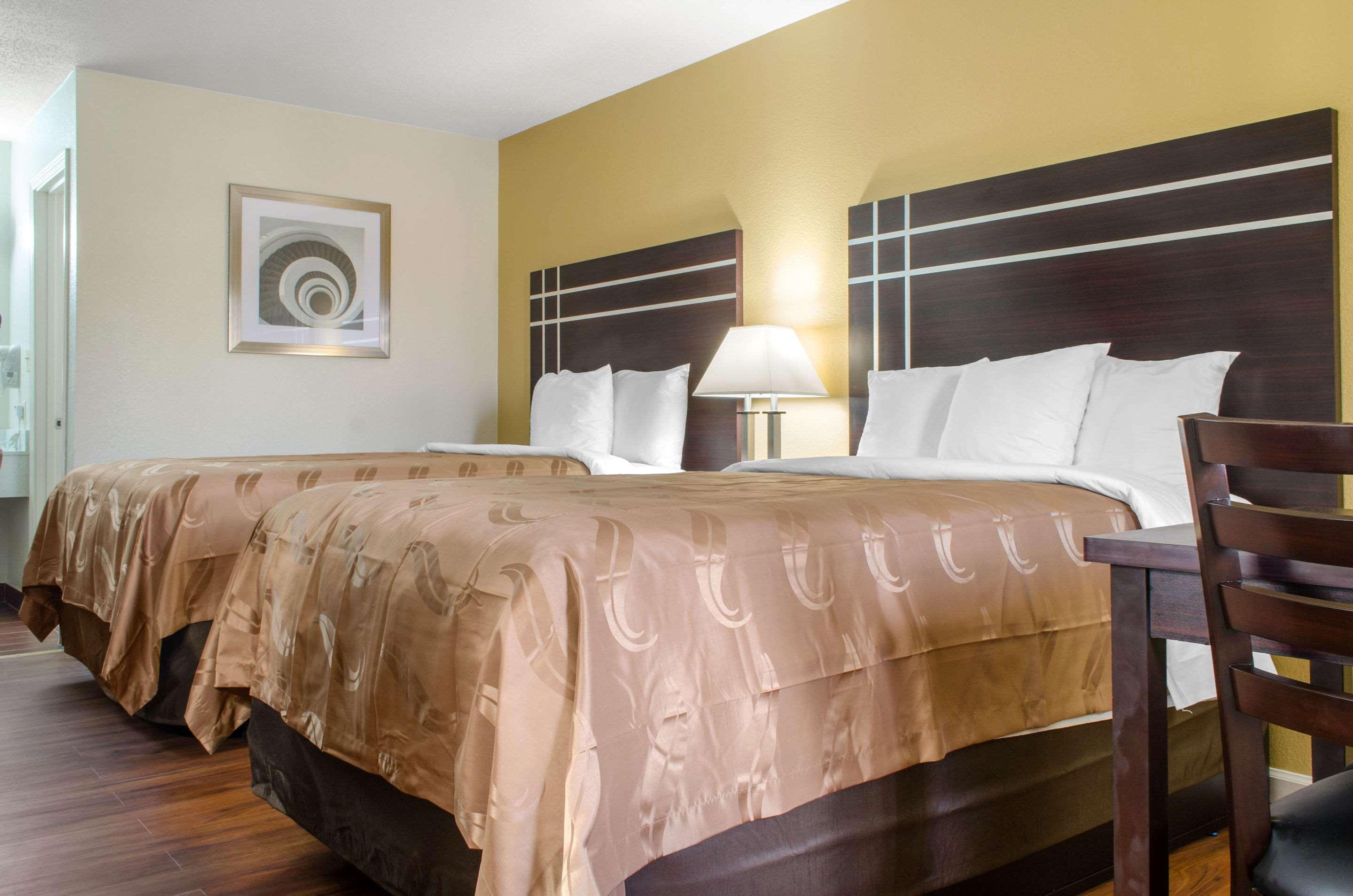 Quality Inn McComb Kültér fotó