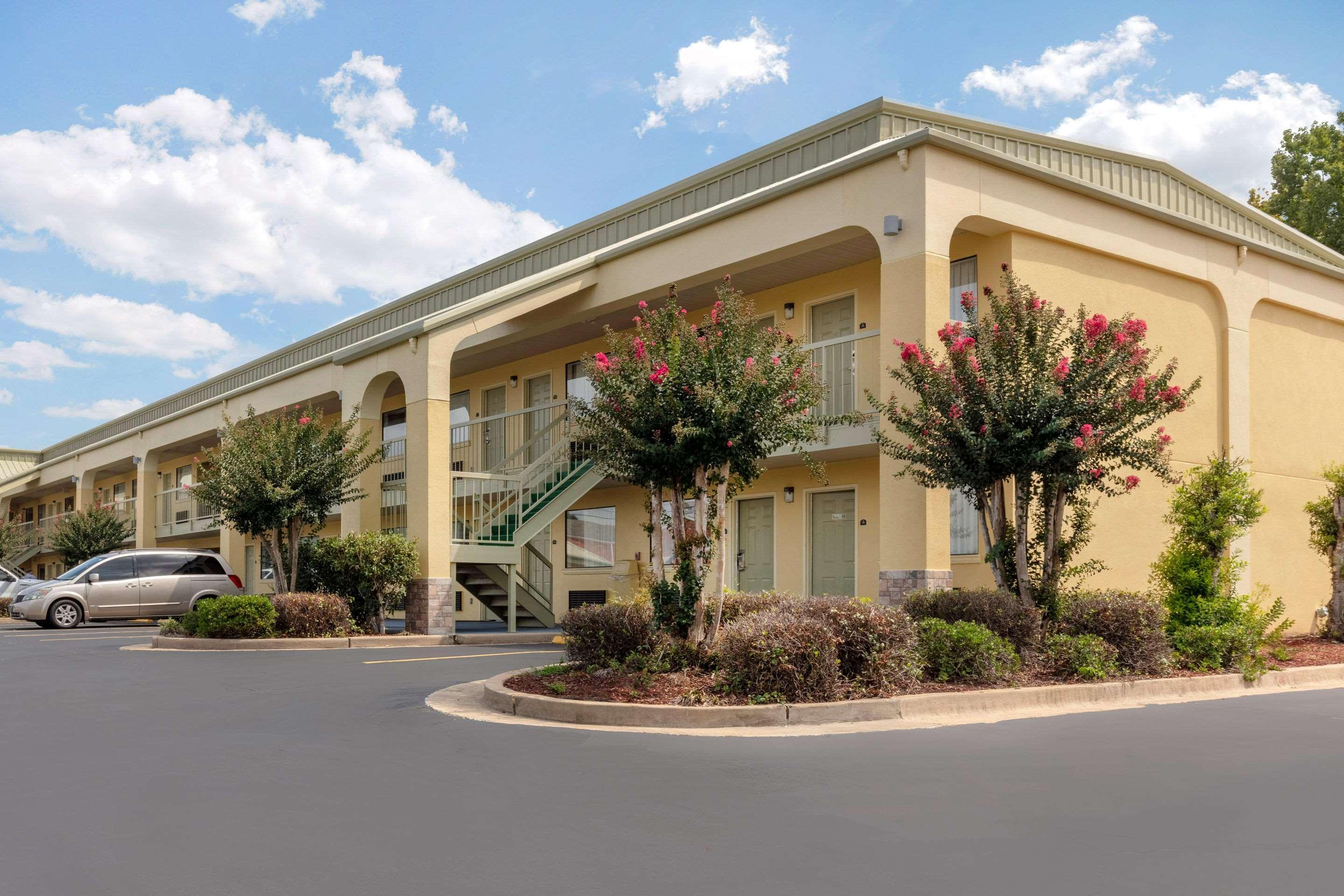 Quality Inn McComb Kültér fotó