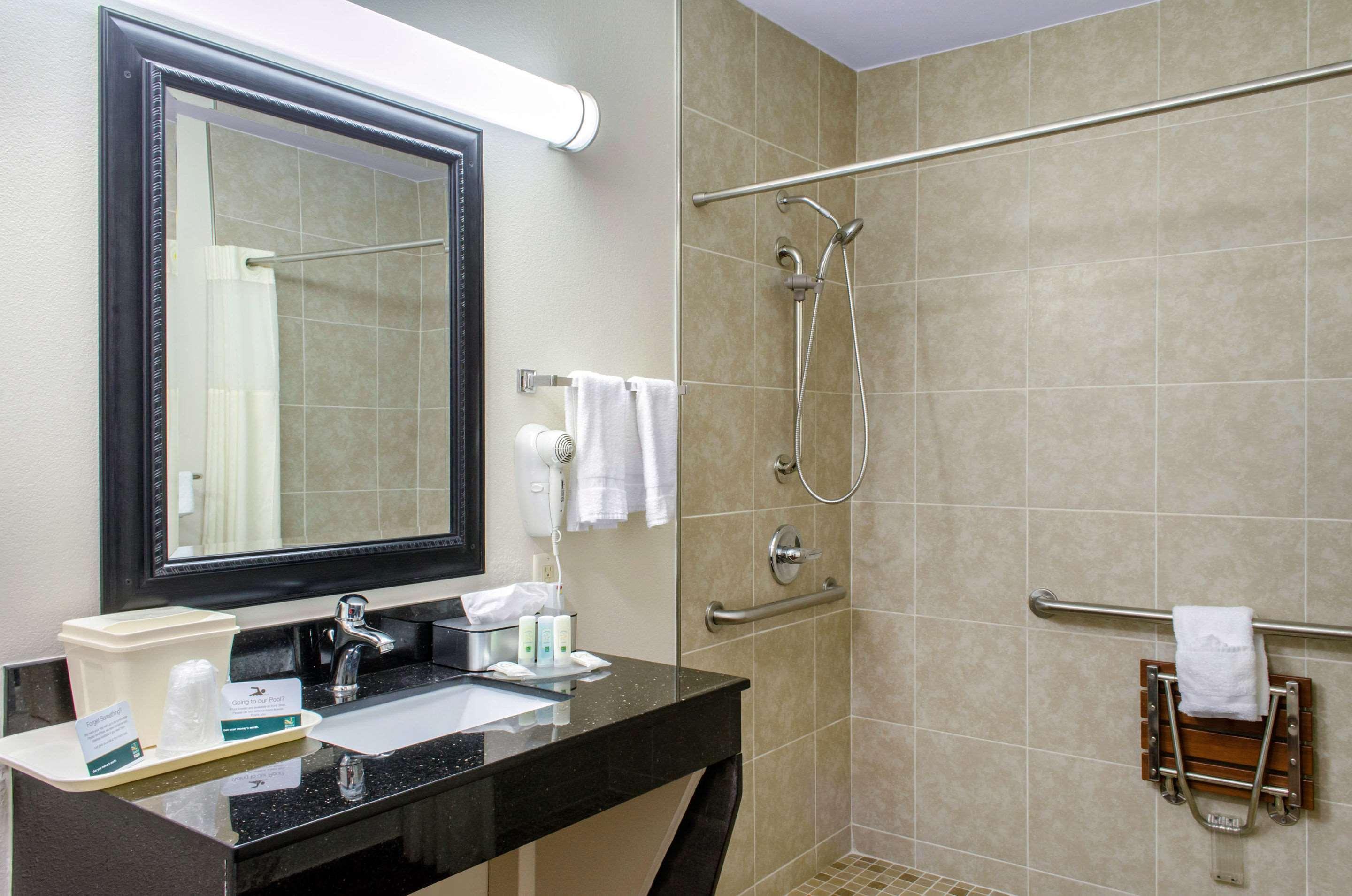 Quality Inn McComb Kültér fotó