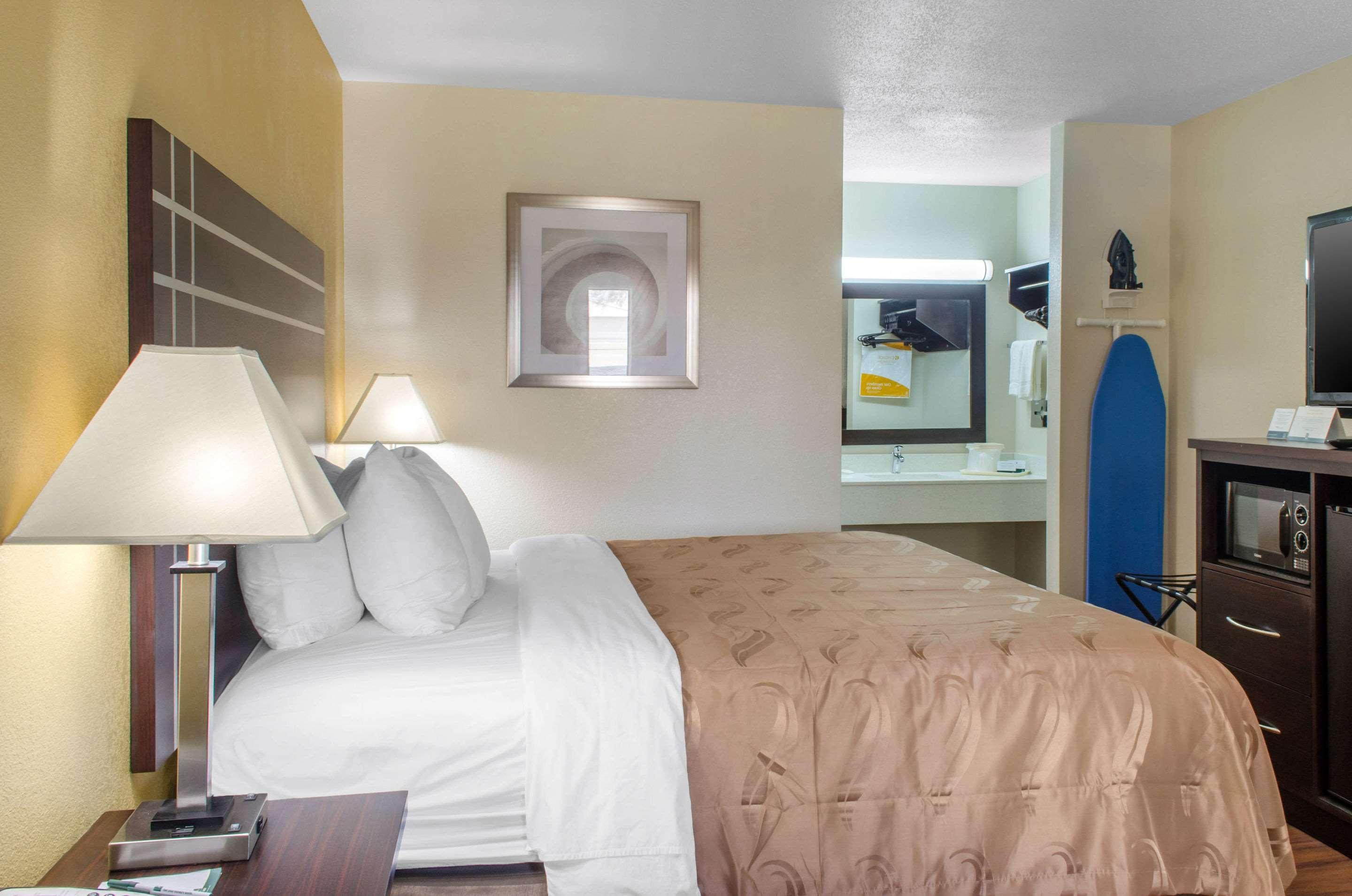 Quality Inn McComb Kültér fotó