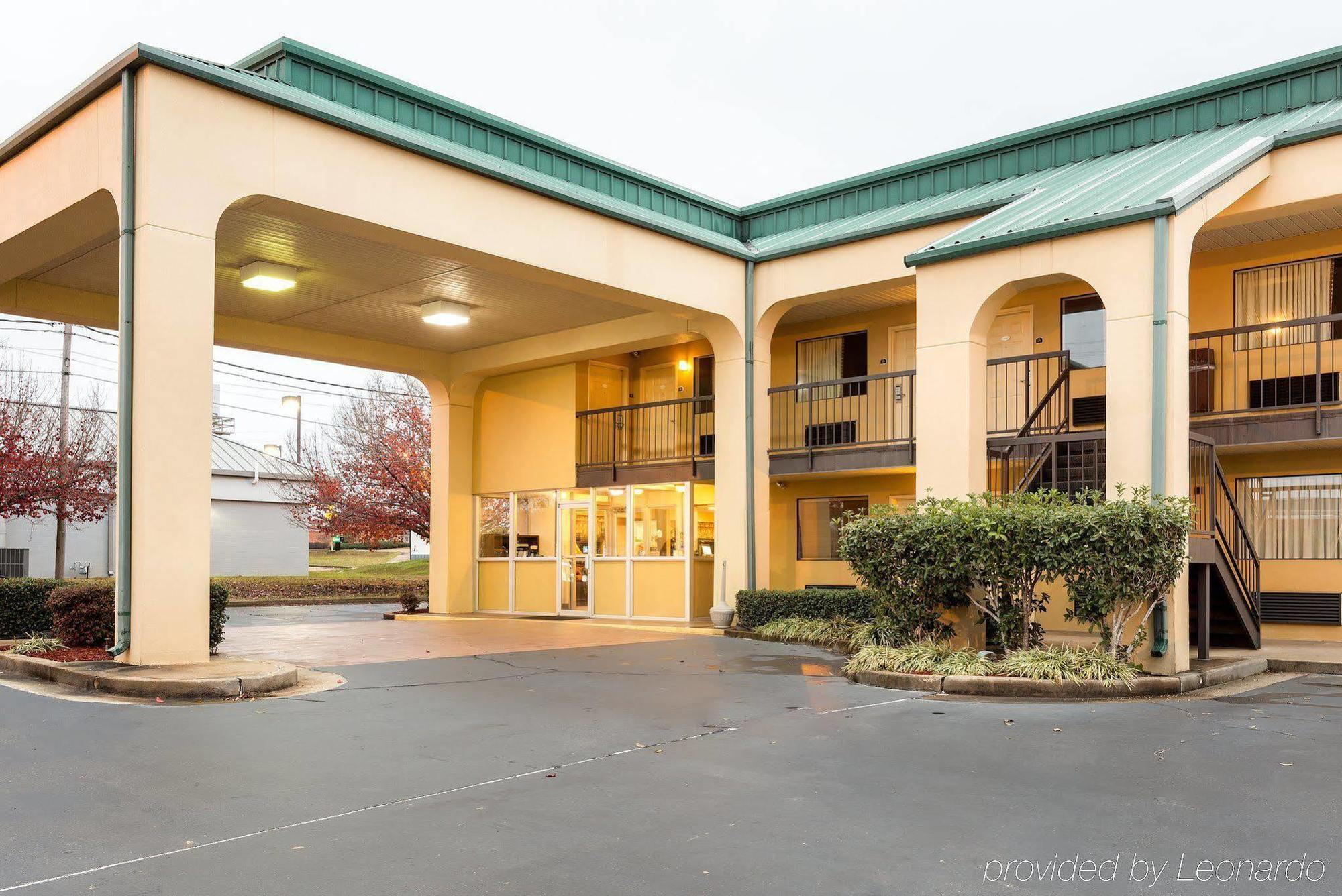 Quality Inn McComb Kültér fotó